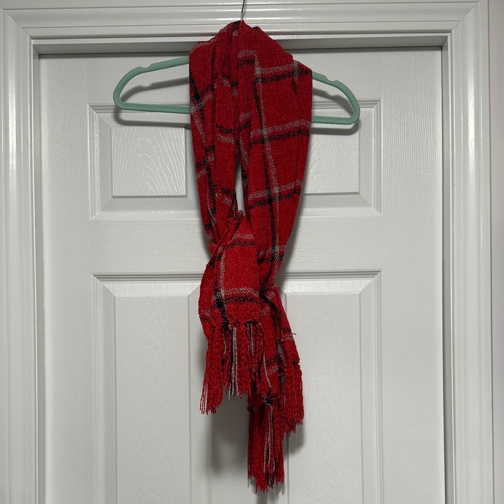 2 Chic Red Plaid Tassel Scarf